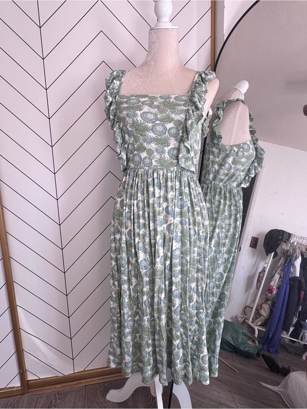 Kate Quinn Floral Ruffle-Shoulder Midi Dress in Sage Green - Picture 4 of 9